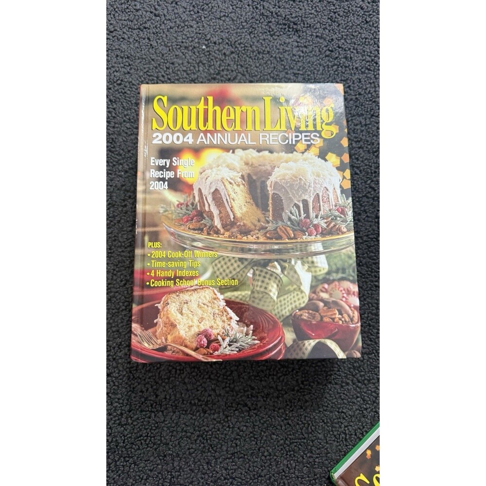 Southern Living 2004 Annual Recipes (Southern Living Annual Recipes) - GOOD